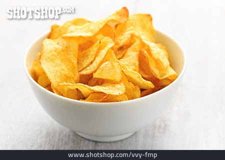 
                Kartoffelchips, Knabberzeugs                   