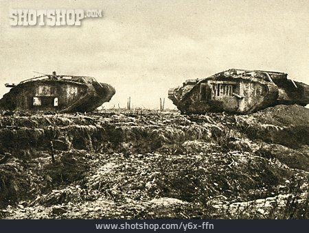 
                Erster Weltkrieg, Tankschlacht Bei Cambrai                   