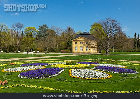 
                Großer Garten, Schlosspark, Kavaliershäuschen                   