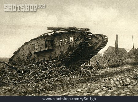
                Panzer, Erster Weltkrieg, Englischer Tank                   