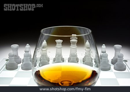 
                Entspannung, Schachspiel, Cognac                   