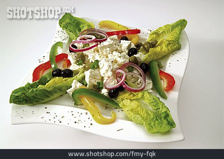 
                Griechischer Salat                   