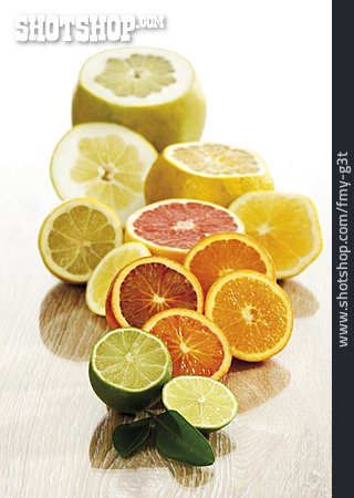 
                Vitamin C, Zitrusfrucht, Südfrüchte                   