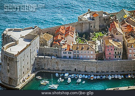 
                Stadtmauer, Dubrovnik                   