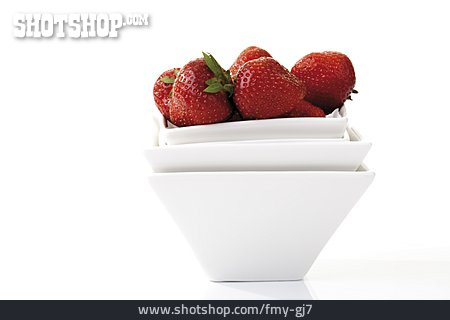 
                Dessert, Erdbeere, Erdbeerzeit                   
