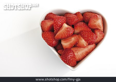 
                Dessert, Herzförmig, Erdbeeren                   