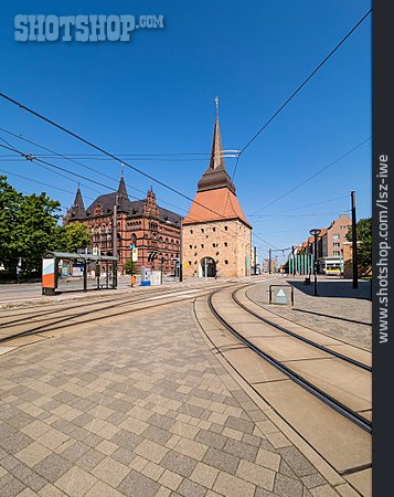 
                Stadttor, Rostock, Straßenbahnhaltestelle                   