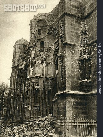 
                Kirche, Erster Weltkrieg, Montdidier                   