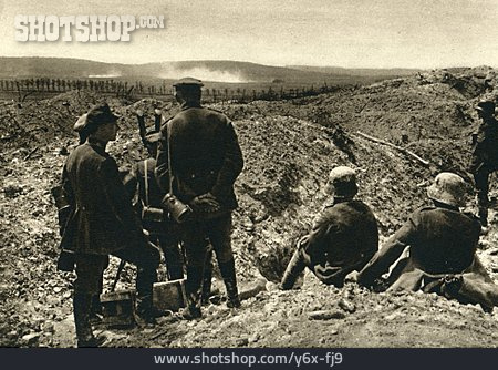 
                Erster Weltkrieg, Schlachtfeld, Deutsche Soldaten, Berry-au-bac                   
