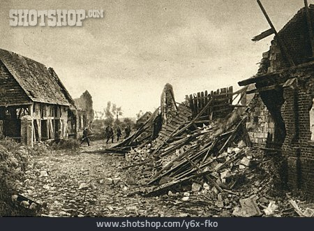 
                Trümmer, Bewegungskrieg, Aisne                   