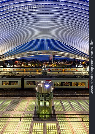 
                Hauptbahnhof, Liège-guillemins                   
