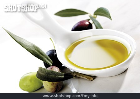 
                Olivenöl, Pflanzenöl                   