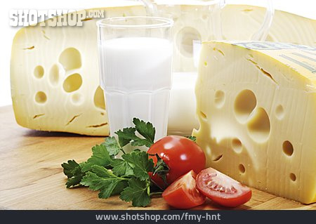 
                Käse, Milchglas, Leerdammer                   