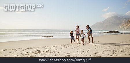 
                Familie, Wettlauf, Strandurlaub                   