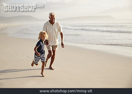 
                Enkel, Großvater, Strand, Laufen                   