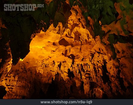 
                Tropfsteinhöhle, Loltún-höhle                   