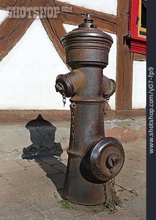 
                Wasserhydrant                   
