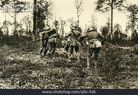 
                Erster Weltkrieg, Fernmeldetruppe                   