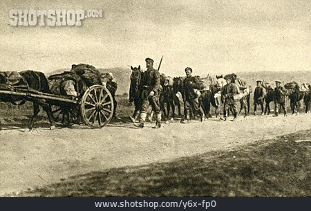 
                Erster Weltkrieg, Vormarsch, Bulgarische Soldaten                   