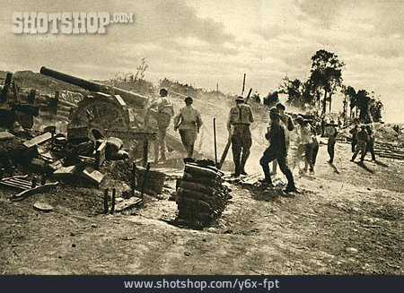 
                Artillerie, Erster Weltkrieg, Französische Soldaten, Sommekämpfe                   