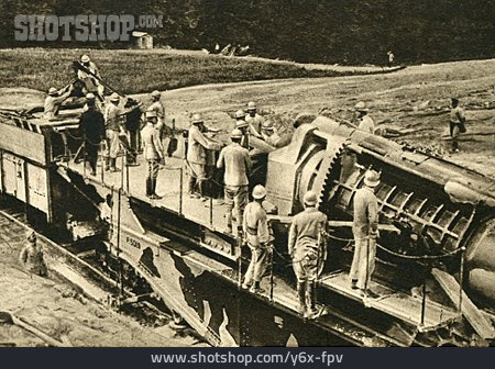 
                Erster Weltkrieg, Eisenbahngeschütz, Schlucht Von Harbonnières                   