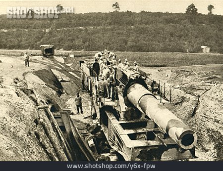 
                Erster Weltkrieg, Eisenbahngeschütz, Schlucht Von Harbonnières                   