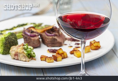 
                Rotwein, Rindersteak, Porterhouse-steak                   