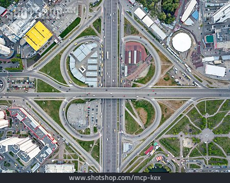 
                Straßenverkehr, Infrastruktur, Kiew                   