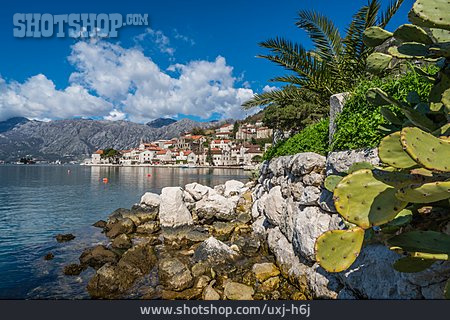 
                Montenegro, Bucht Von Kotor, Perast                   