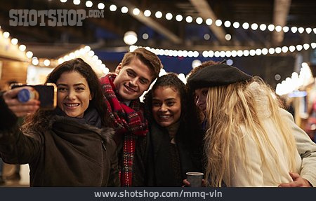 
                Friendship, Christmas Market, Selfie                   