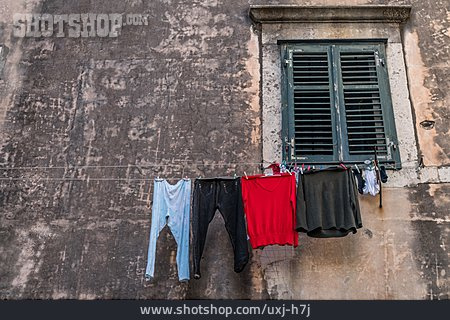 
                Wäscheleine, Hausfassade, Dubrovnik                   
