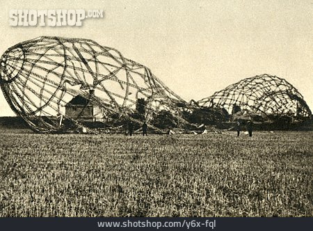 
                Gerippe, Erster Weltkrieg, Zeppelin-l33                   