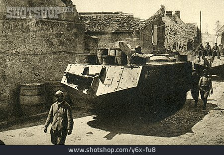 
                Panzer, Französische Soldaten, Dommiers                   