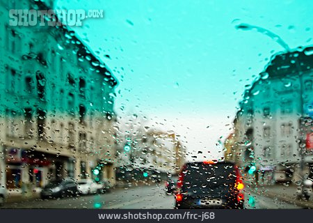 
                Autofahren, Regenwetter                   