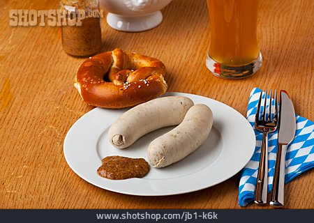
                Bayrische Küche, Oktoberfest, Weißwurst                   