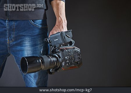
                Kameramann, Filmkamera                   