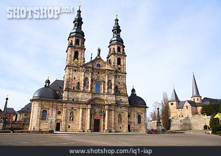 
                Kathedralkirche, Dom St. Salvator                   