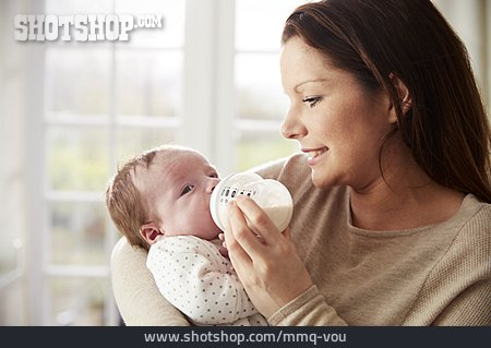 
                Säugling, Mutter, Füttern, Babyflasche                   