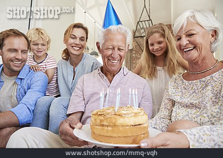 
                Großvater, Geburtstag, Geburtstagskuchen                   