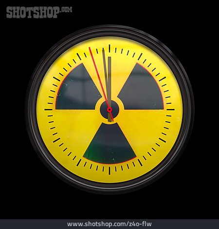 
                Atomausstieg, Kurz Vor Zwölf, Lebensgefährlich, Radioaktivität                   