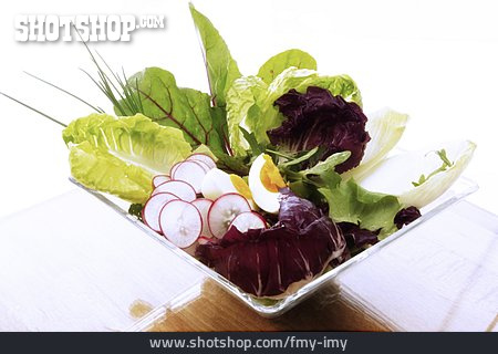 
                Gemischter Salat, Rohkost, Kalte Küche                   
