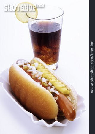 
                Fastfood, Hotdog, Brühwurst, Softdrink                   