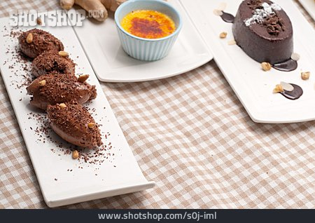 
                Creme Brulee, Französische Küche, Mousse Au Chocolat                   