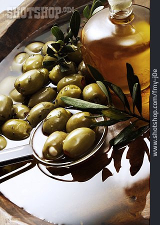 
                Olivenöl, Antipasti, Grüne Oliven                   