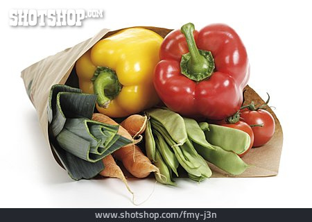 
                Gesunde Ernährung, Gemüse, Gemüseeinkauf                   