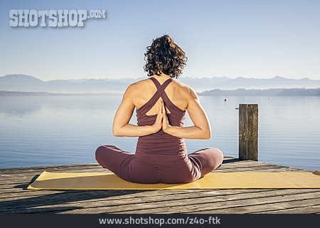 
                Yoga, Dehnübung, Hatha Yoga                   