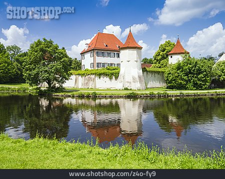 
                Schloss Blutenburg                   
