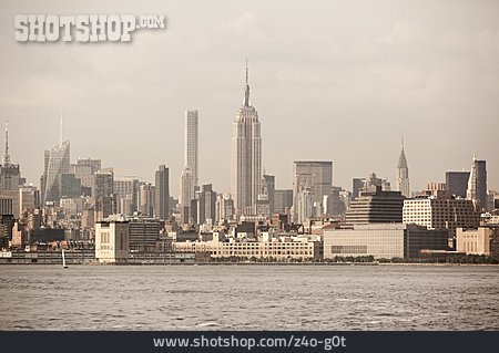 
                New York, Manhattan, Hochhäuser                   