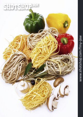
                Italienische Küche, Fettuccine, Pastagericht                   