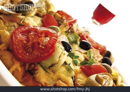
                Italienische Küche, Pizza, Pizza Tonno                   
